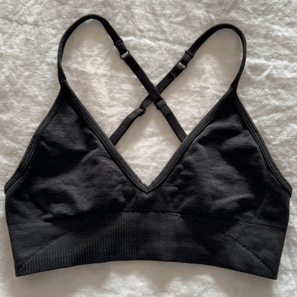 Lululemon Ebb Street Bra Size 6